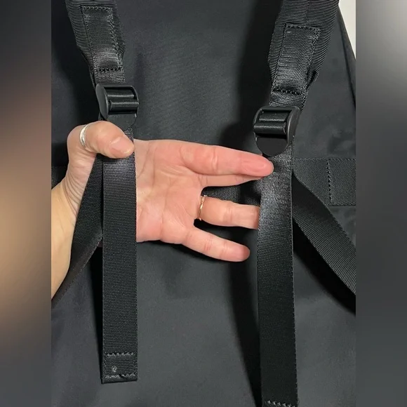 Lululemon Everyday Backpack 2.0 Laptop Office Travel Gym School Work Casual - Picture 11 of 16